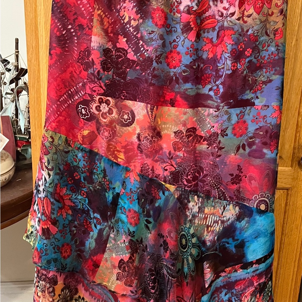 Chico's Asymmetrical Floral Skirt - Red and Blue vintage, silk, size 1, ethereal - Picture 4 of 11